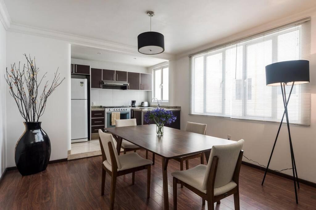מקסיקו סיטי Condesa Residence 7 Stylish 2 Bedroom, 1 Bathroom Residence Accentuating Expansive Interiors מראה חיצוני תמונה