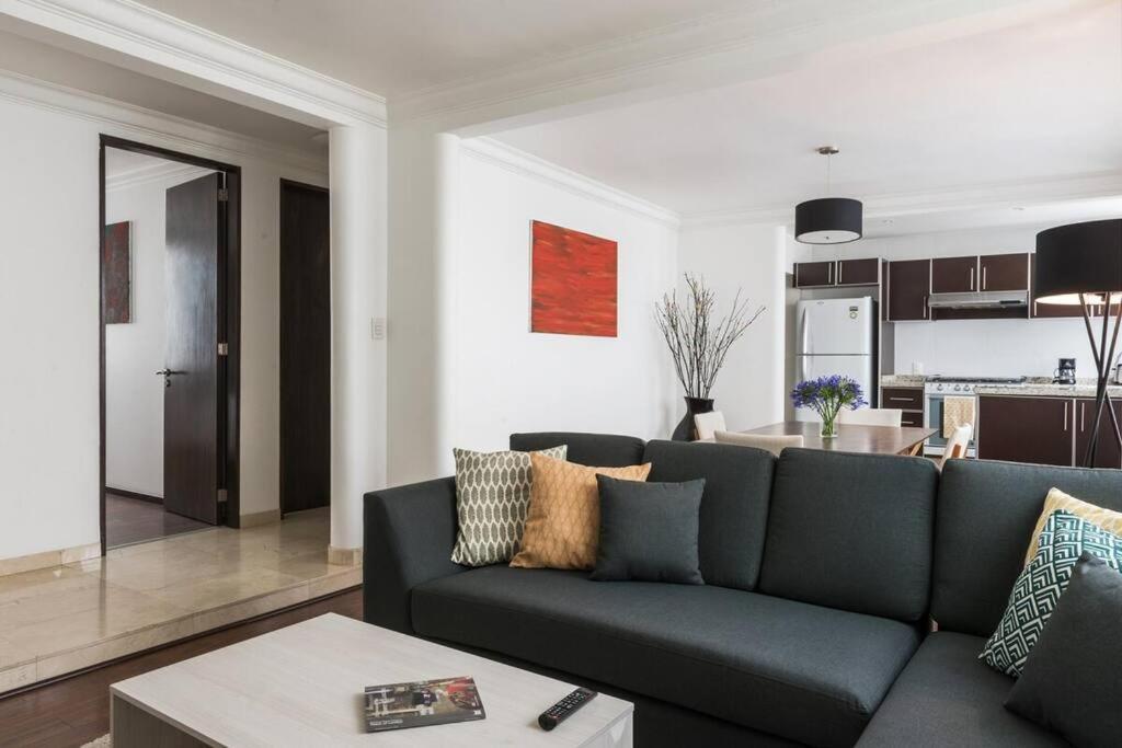 מקסיקו סיטי Condesa Residence 7 Stylish 2 Bedroom, 1 Bathroom Residence Accentuating Expansive Interiors מראה חיצוני תמונה